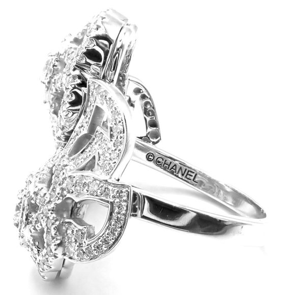 Authentic! Chanel Camellia Two Flower 18k White Gold Diamond Ring - Picture 7 of 12